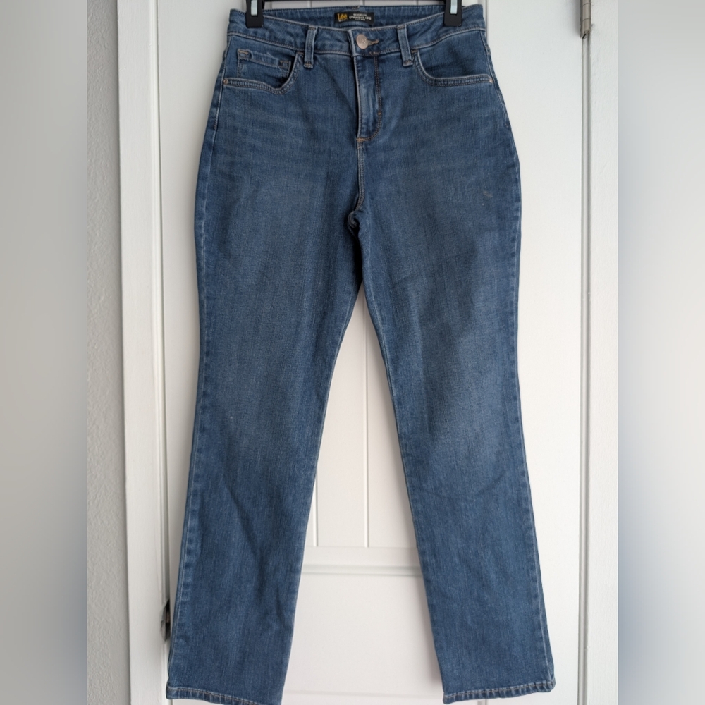 Lee Petite Relaxed Fit Straight Leg